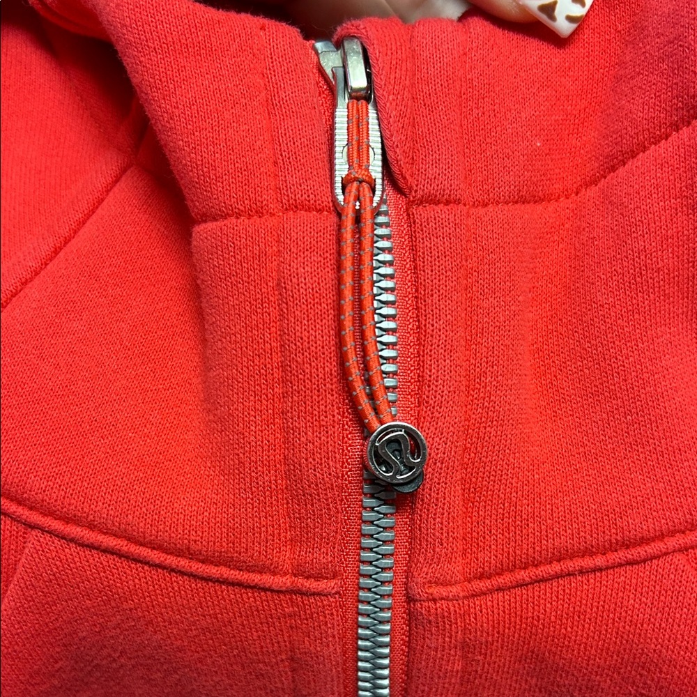 Lululemon Scuba - Picture 5 of 6